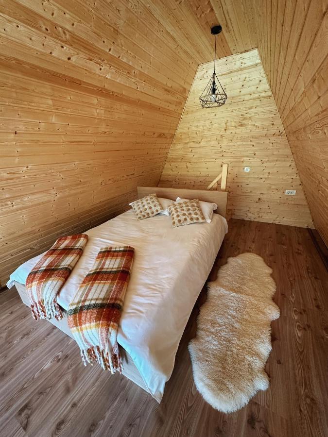 Hotel The Frog Glamping Horezu Exteriér fotografie