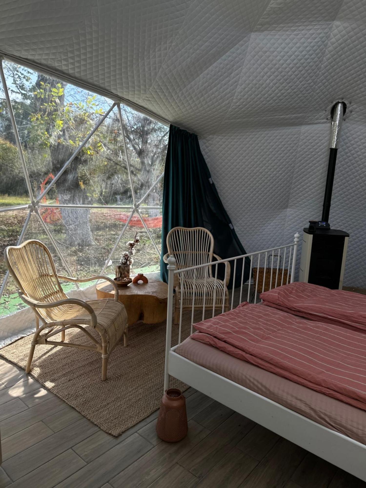 Hotel The Frog Glamping Horezu Exteriér fotografie