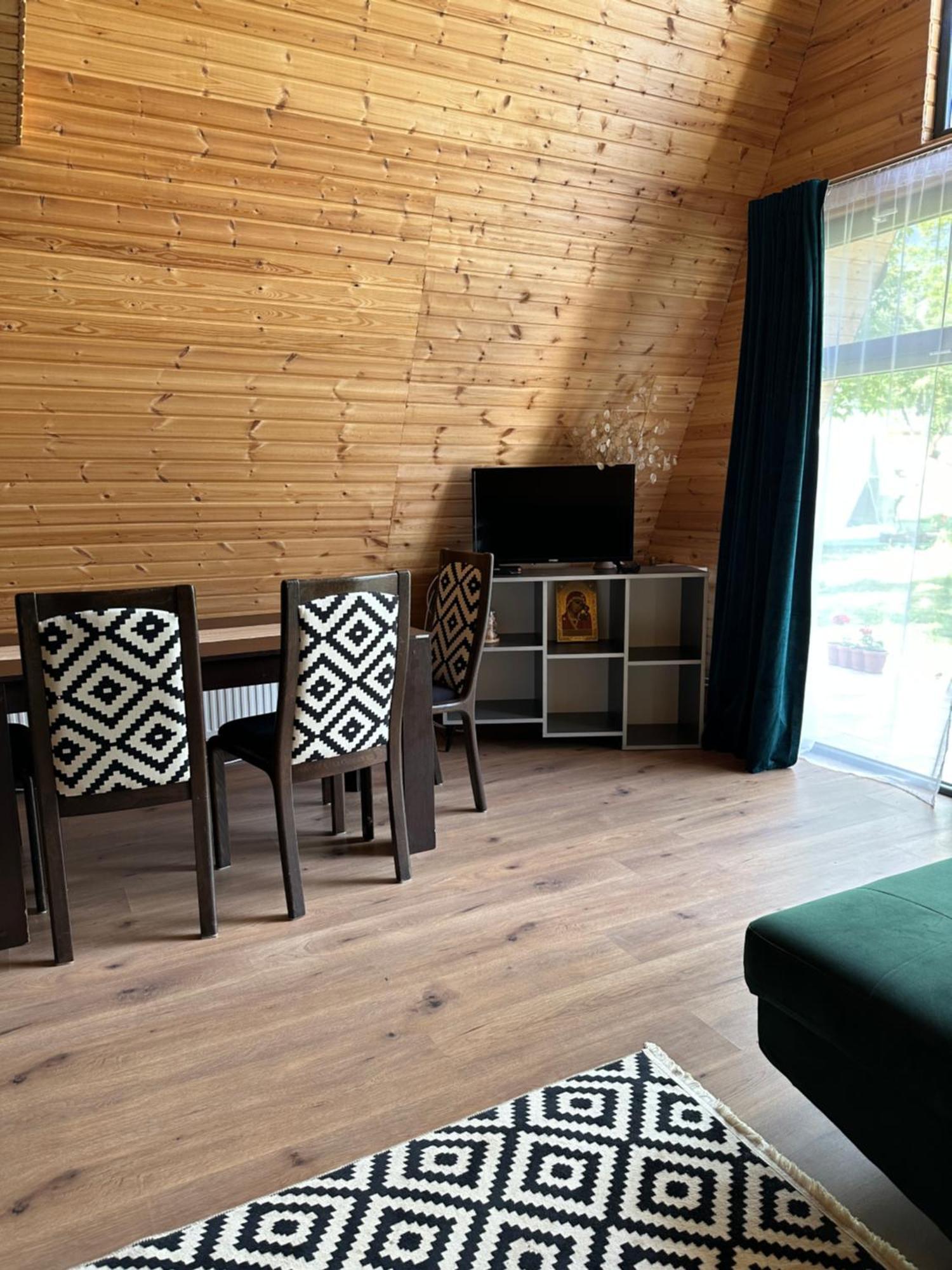 Hotel The Frog Glamping Horezu Exteriér fotografie