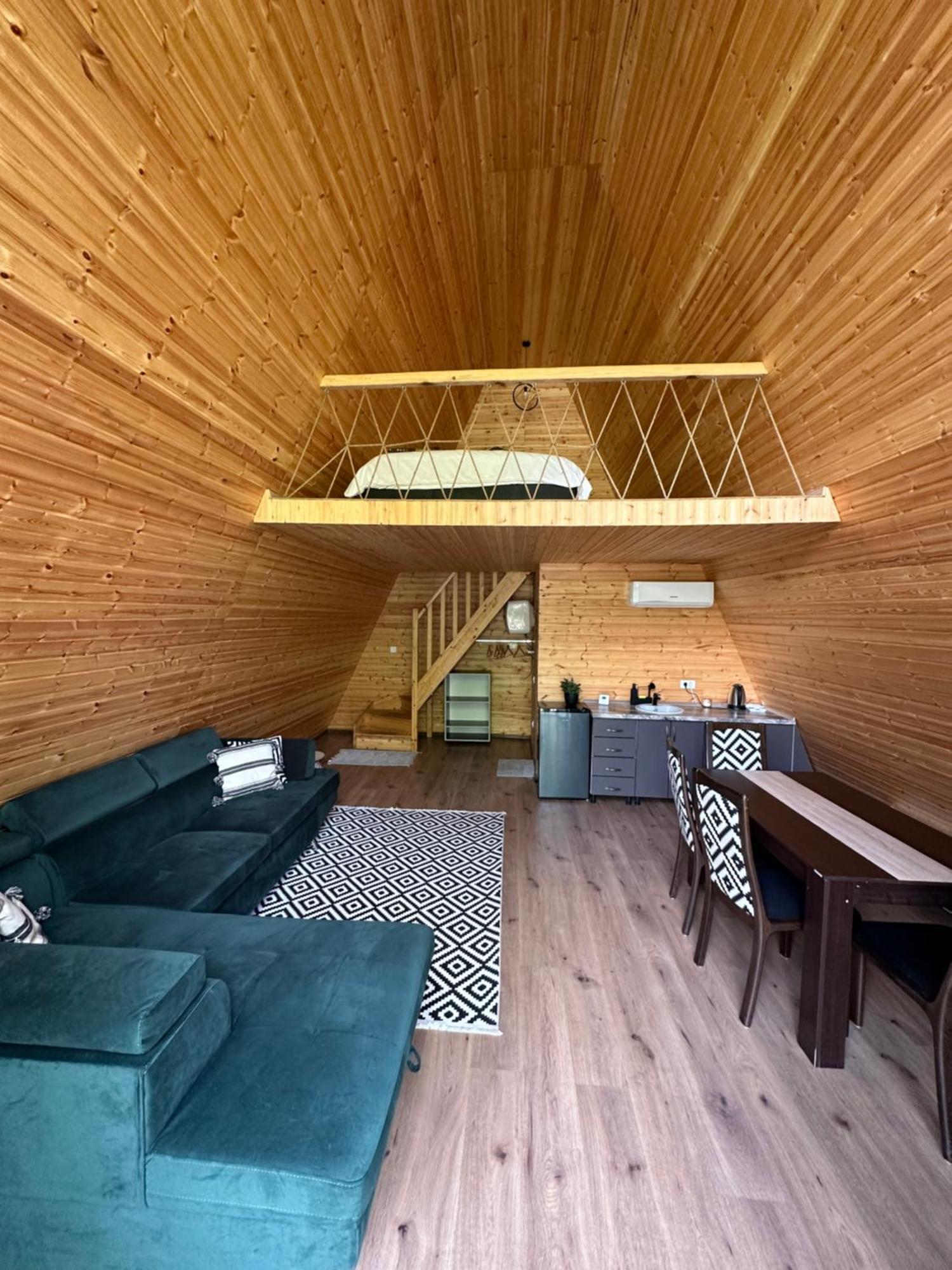 Hotel The Frog Glamping Horezu Exteriér fotografie