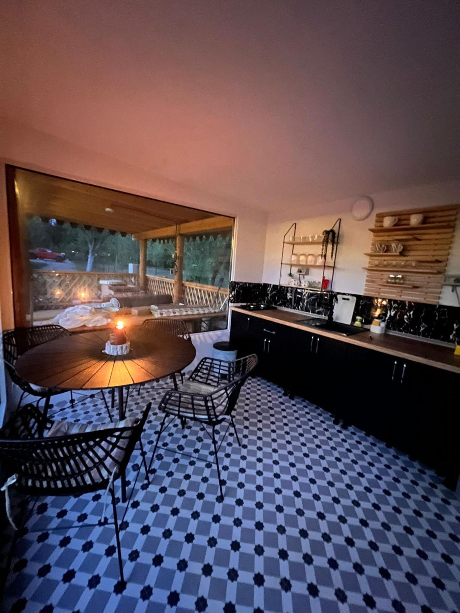 Hotel The Frog Glamping Horezu Exteriér fotografie