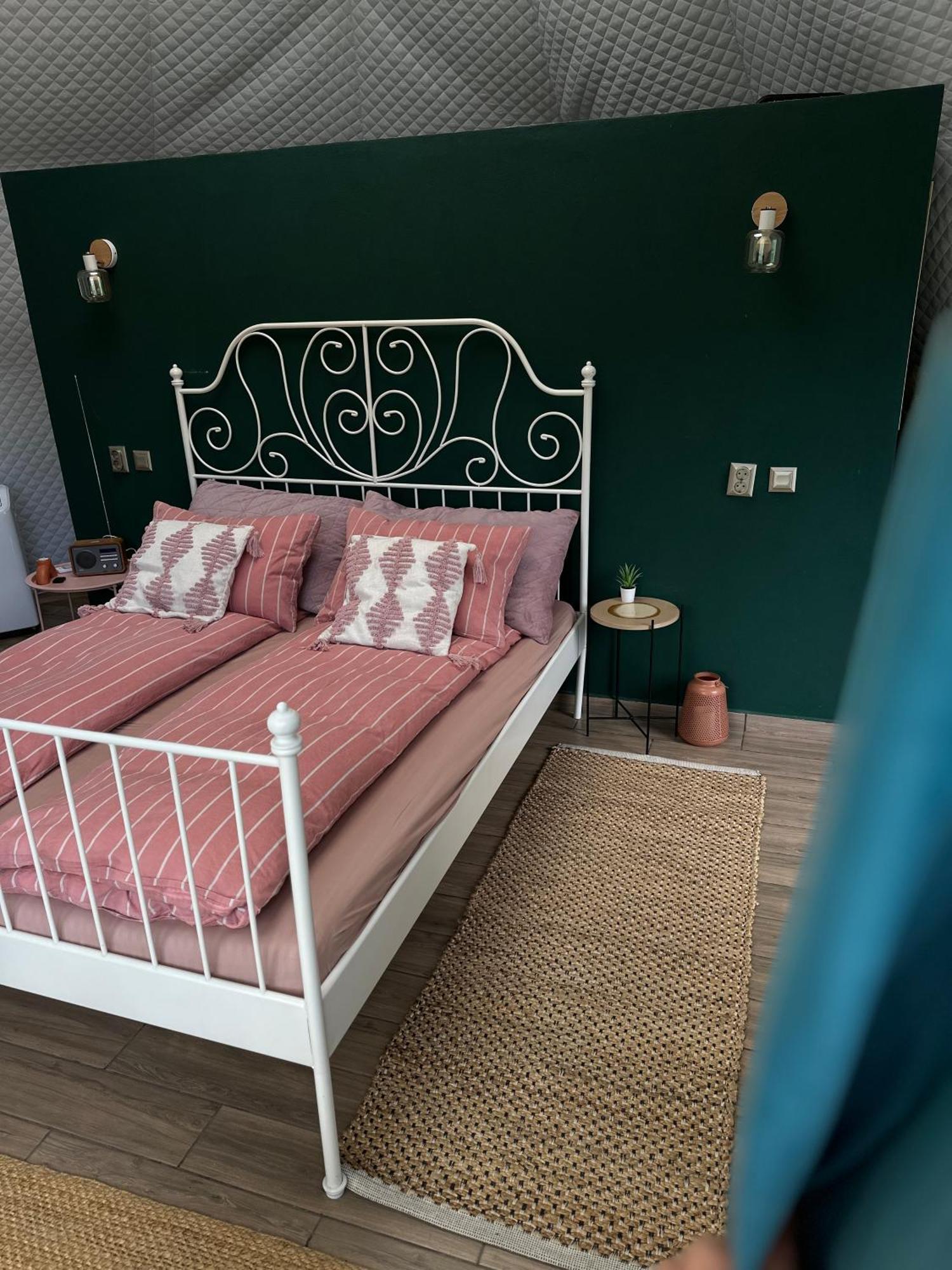 Hotel The Frog Glamping Horezu Exteriér fotografie