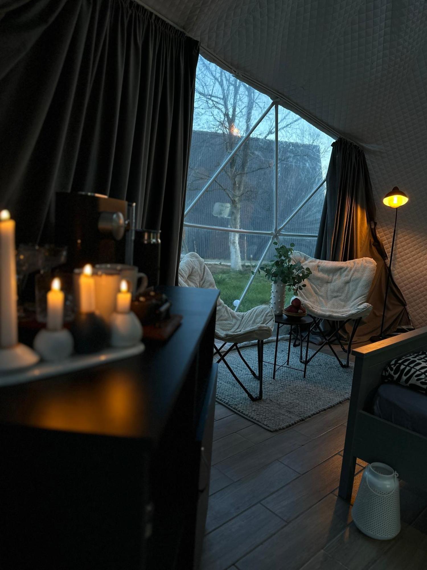 Hotel The Frog Glamping Horezu Exteriér fotografie
